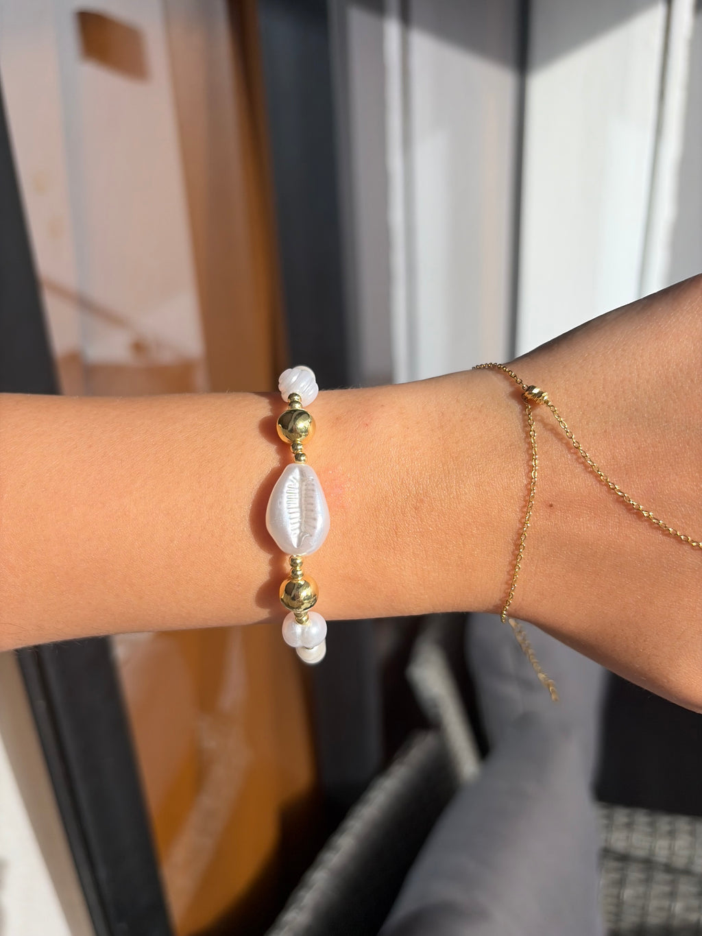 Pearl bracelet