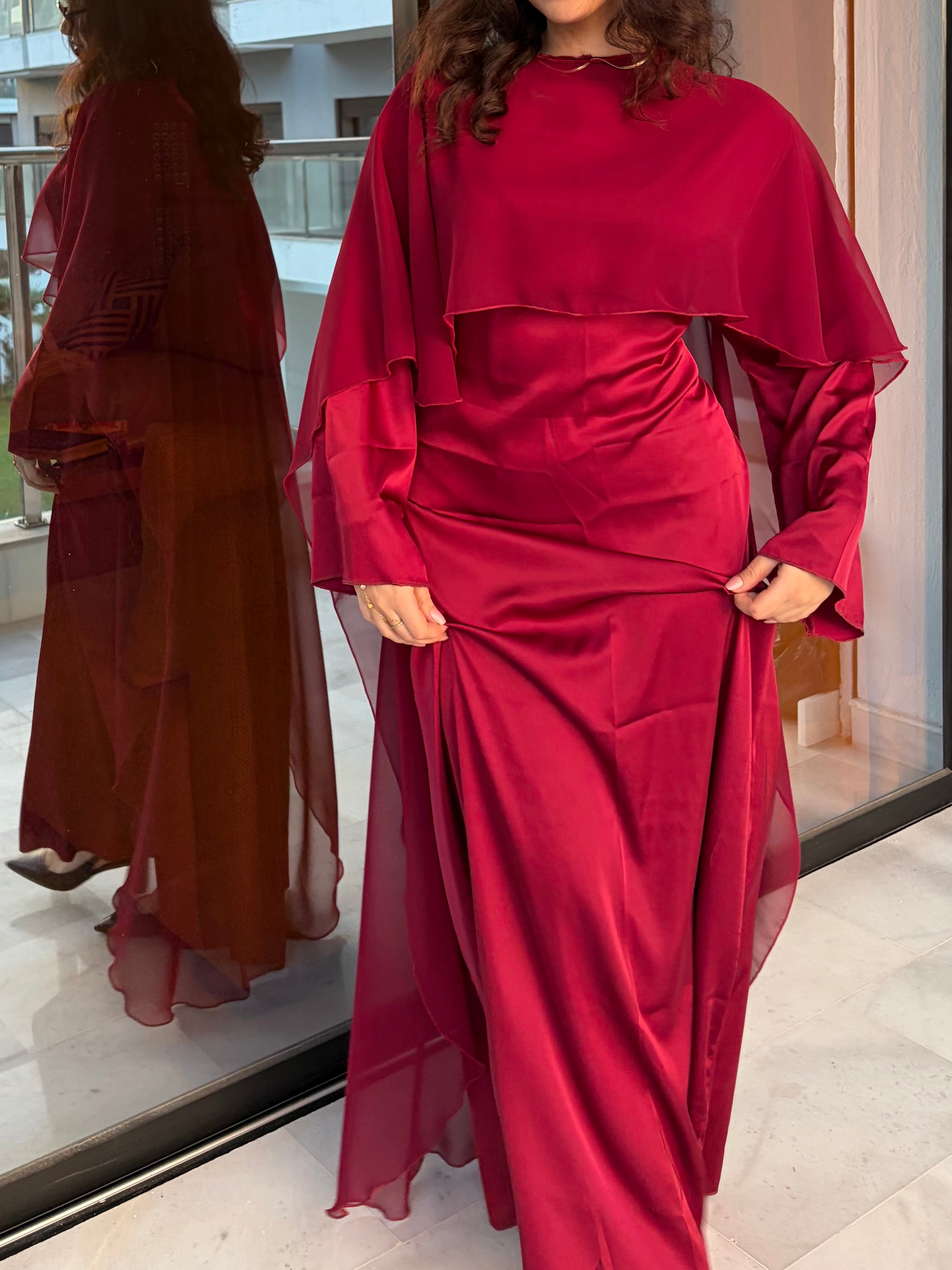 The silk cape dress in burgundy