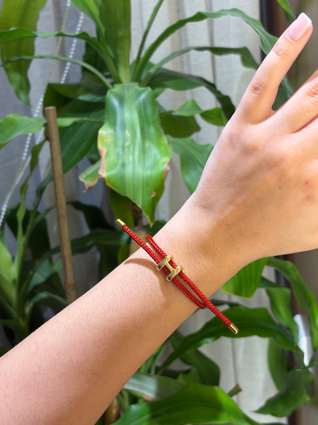 Hers bracelet in Red
