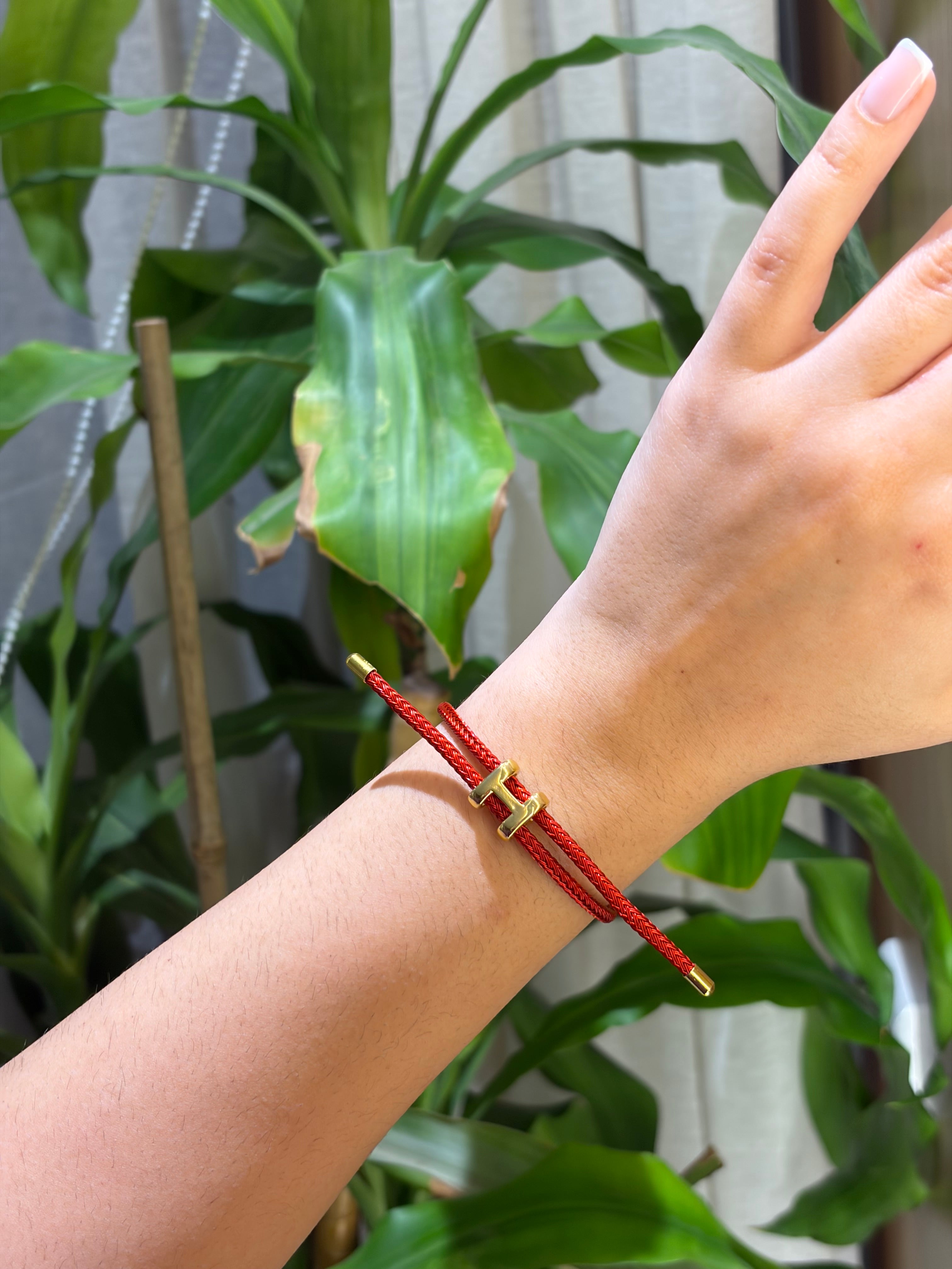 Hers bracelet in Red